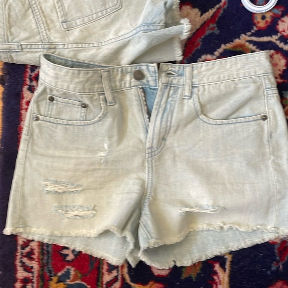 BP Shorts Sz 3